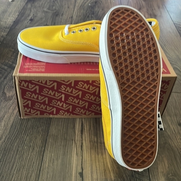 Vans Authentic HC DIY Lemon Chrome Tag on Outside Women Size 5.5 VNOA4UU… - Picture 3 of 4